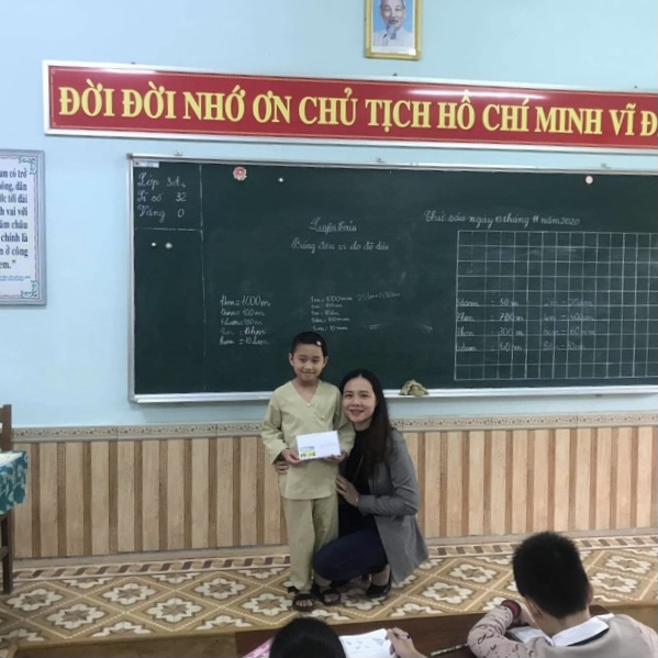Gift to temple girl